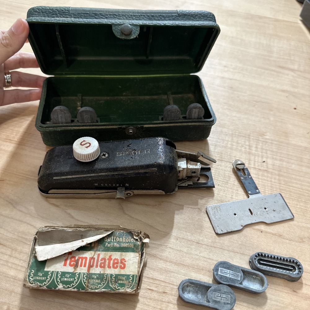 Vintage Singer Buttonholer 160506 Sewing Machine Attachment with Case Templates